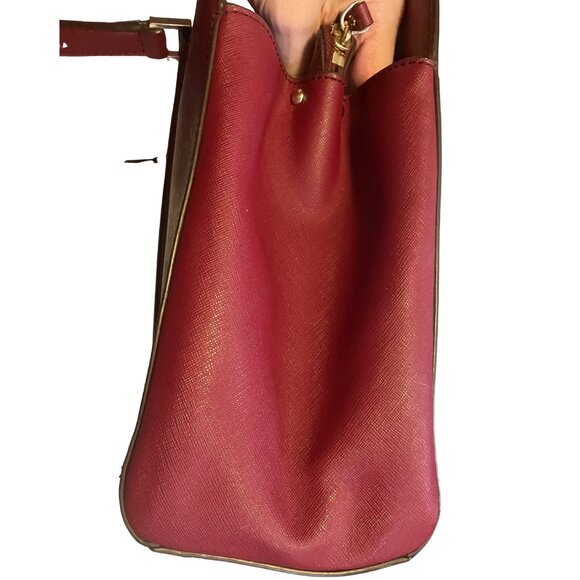 Kate Spade Burgundy Saffiano Leather Shoulder Bag triple compartment + gold tone - Picture 6 of 16